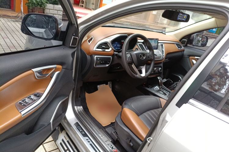 Used Soueast DX7 2015 1.5T Automatic Prestige Model