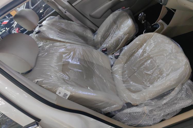 Used Dongfeng Junfeng E11K 2021 60.43 kWh Battery-Swap Version Right Front Seat