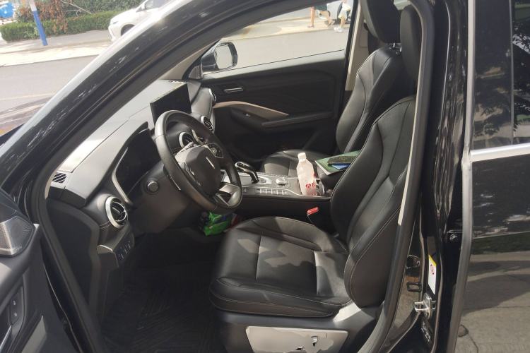 Used Wey VV6 2020 2.0T Two-Wheel Drive Smart Protection+