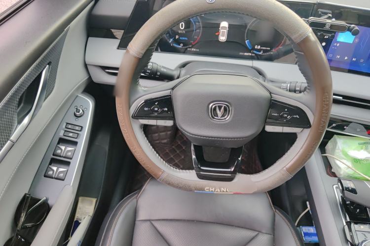Used CHANGAN CS75 PLUS 2022 2nd Generation 2.0T Automatic Navigation Version Steering Wheel