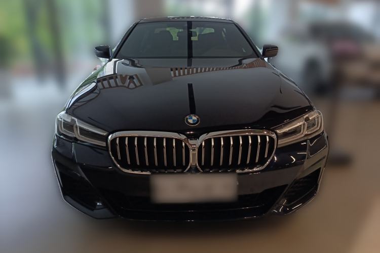 Used BMW 5 Series 2022 530Li Leading Model M Sport Package Front