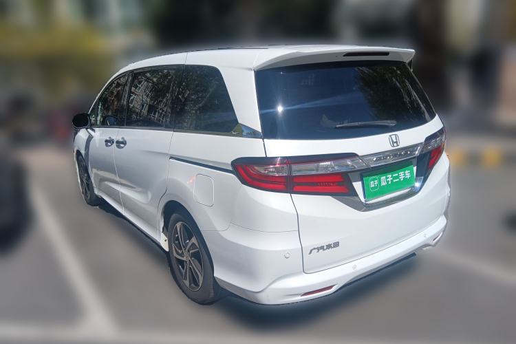 Used Honda Odyssey 2015 Updated Version 2.4L Smart Edition
