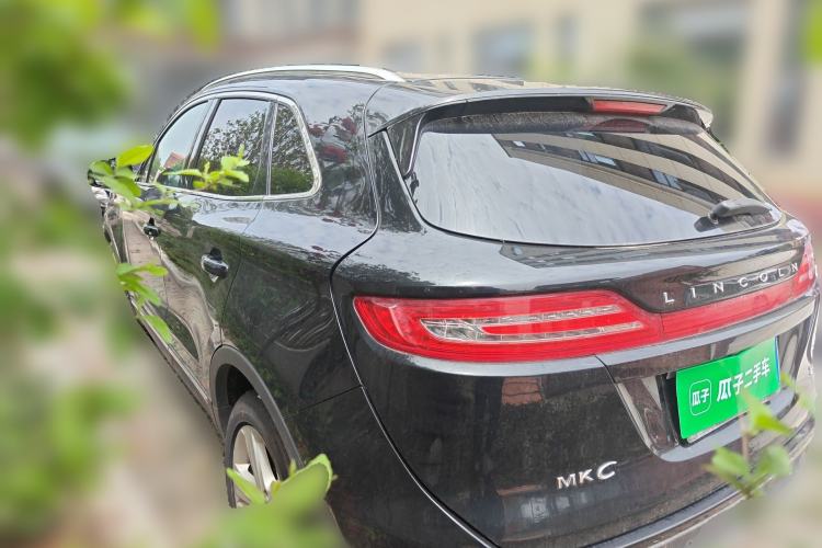 Used Lincoln MKC 2017 2.0T Two-Wheel Drive Deluxe Edition