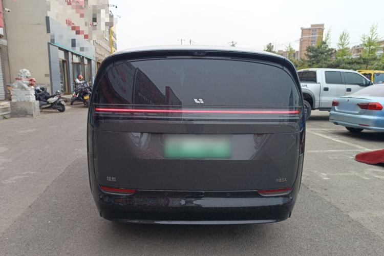 Used Li Auto MEGA 2025 Home Family Special Edition Rear