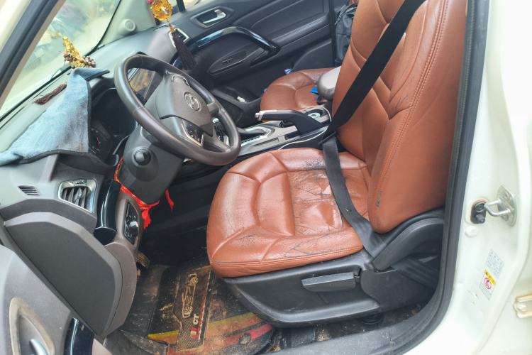 Used GAC Trumpchi GS4 2015 200T G-DCT Elite Edition Left Front Seat