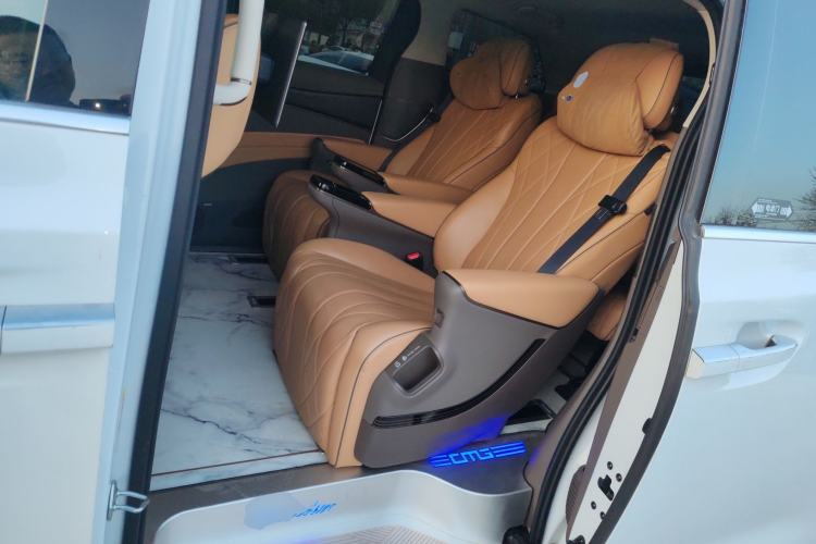 Used Denza D9 2022 DM-i 970 Four-Wheel Drive Flagship Model