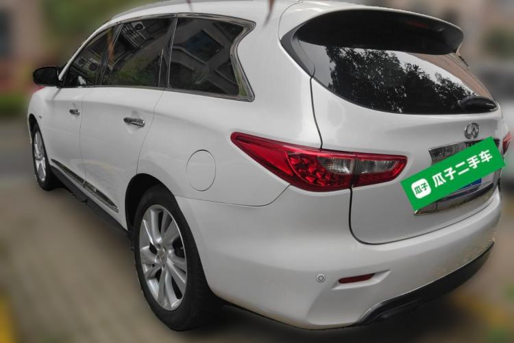 Used Infiniti JX 2013 JX35 Two-Wheel-Drive Excellence Edition
