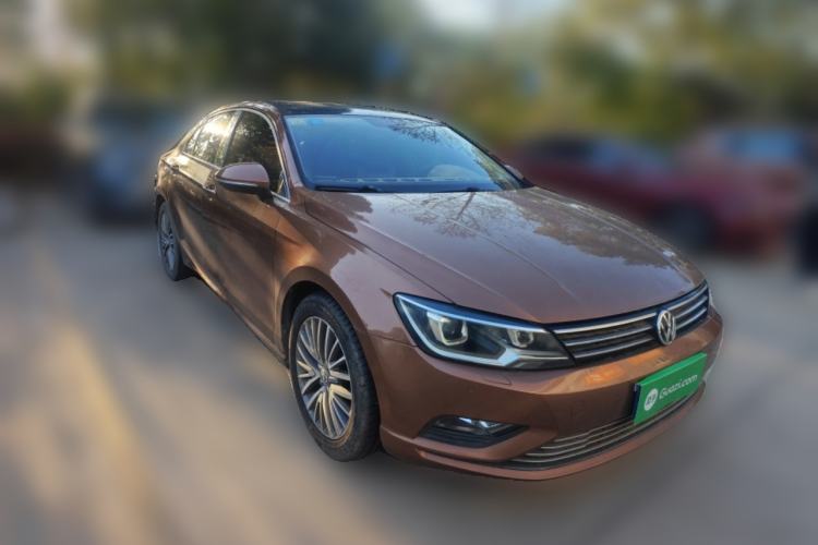 Used Volkswagen Lamando 2015 280TSI DSG Luxury Edition
