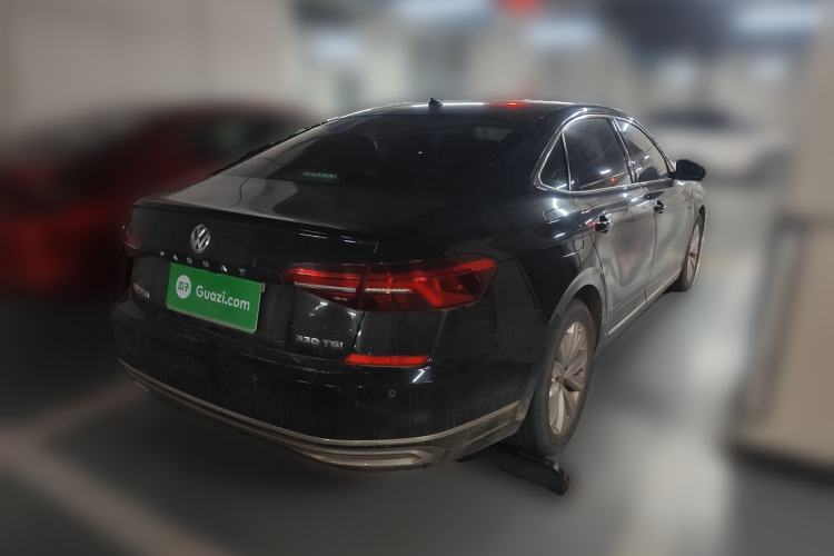 Used Volkswagen Passat 2019 330TSI Elite Edition China VI
