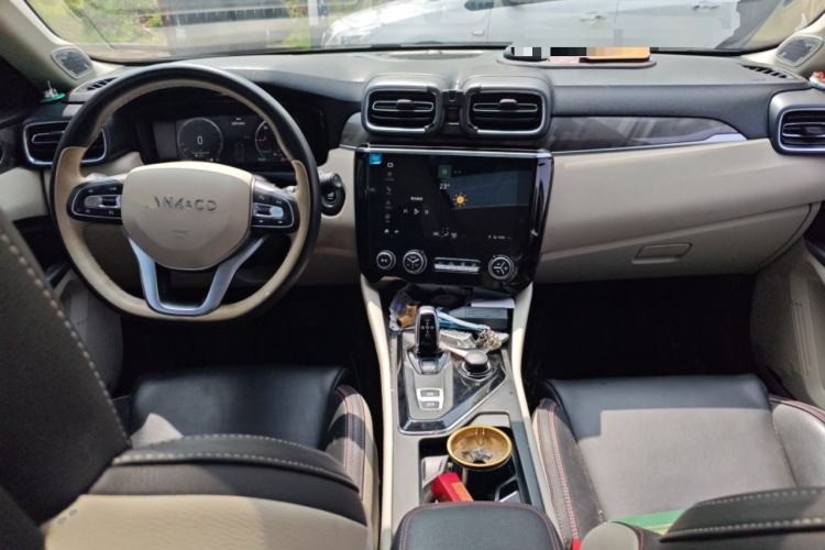 Used Lynk & Co 02 New Energy 2021 1.5T PHEV Pro Center Console