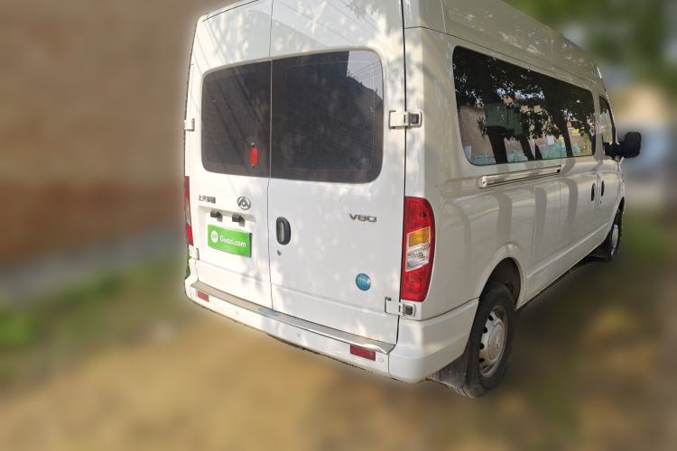 Used SAIC MAXUS Xintu V80 2023 2.0T Manual Classic Aoyuntong Long Wheelbase Mid-Height 6/7/8/9-Seater
