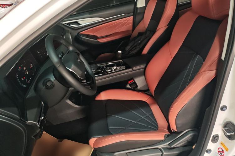 Used CHANGAN Eado 2023 Changan Edition PLUS Blue Whale NE 1.4T GDI DCT Prestige Version
