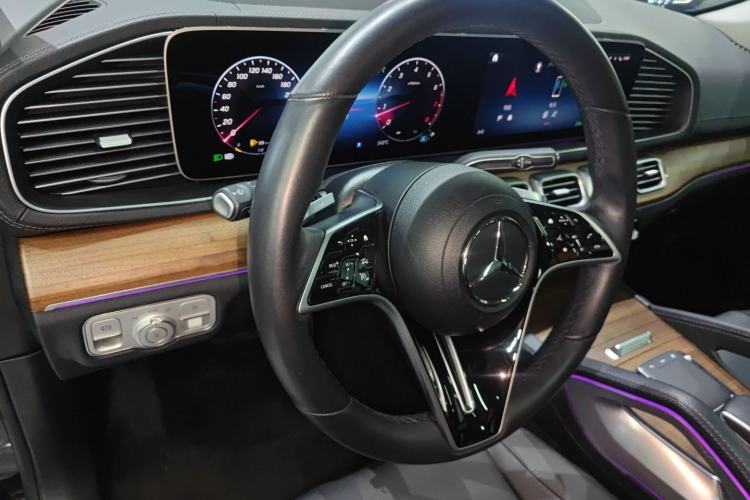 Used Mercedes-Benz GLE 2024 GLE 450 4MATIC Stylish Model
