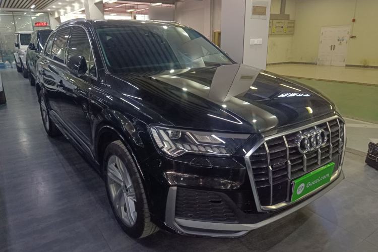 Used Audi Q7 2023 45 TFSI quattro S line Sport model