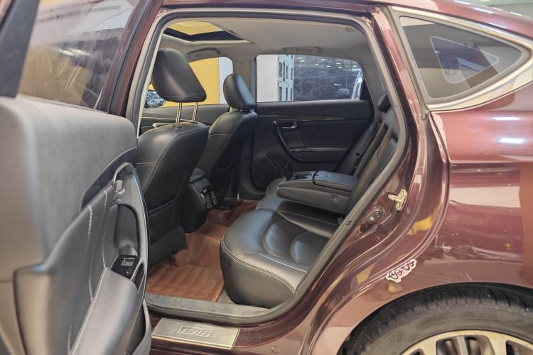 Used GAC Trumpchi GA6 2015 1.8T DCT Luxury Navigation Model Interior 8