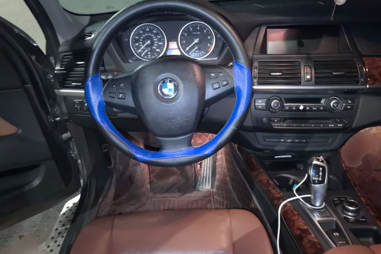 Used BMW X5 2013 xDrive35i Leading Model Steering Wheel