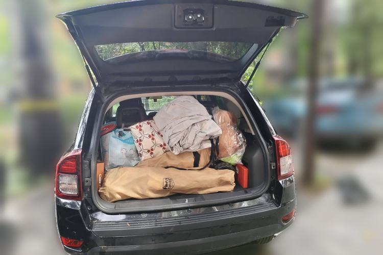 Used Jeep Compass 2013 2.4L four-wheel-drive sport version