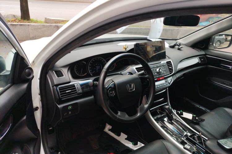 Used Honda Accord 2016 2.0L Elite Edition
