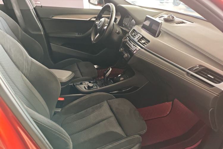 Used BMW X2 2019 sDrive25i Luxury Model with M Off-Road Package China VI Emission Standard
