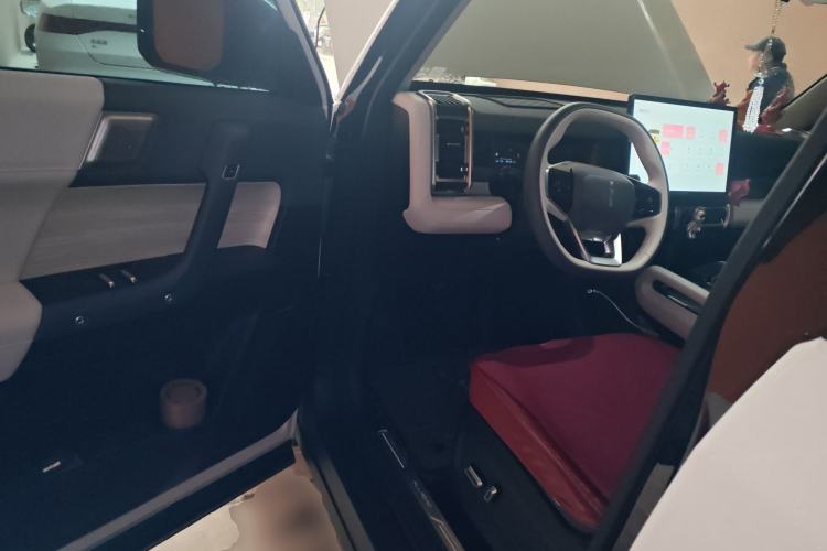 Used iCAR 03 2024 501km Two-Wheel Drive Long-Range Version Driver Seat