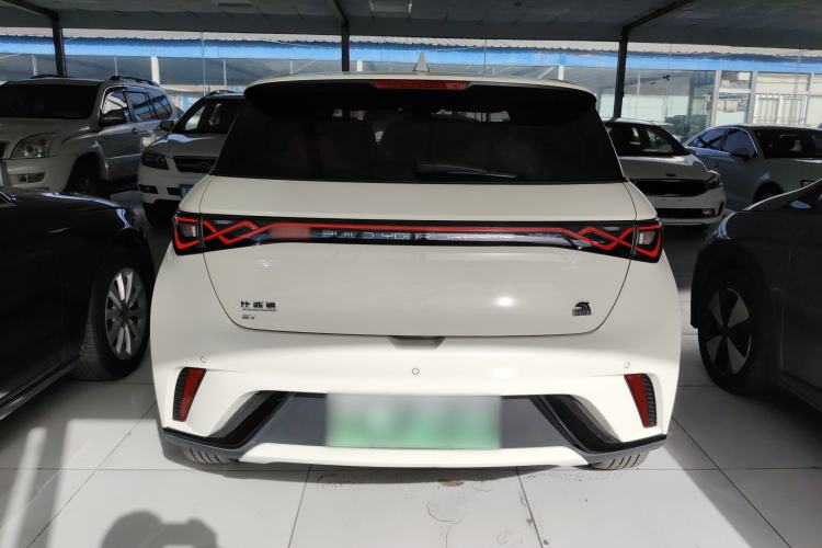 Used BYD Dolphin 2023 420 km Fashion Edition