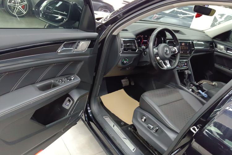 Used Volkswagen Teramont X 2020 Facelifted 330TSI Two-Wheel-Drive Luxury Edition
