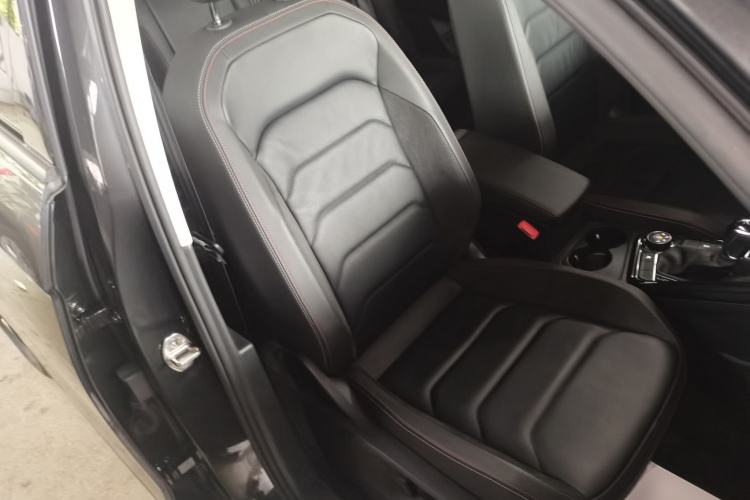 Used Volkswagen Tayron 2019 330TSI Four-Wheel Drive Luxury Version China VI Standard Right Front Seat