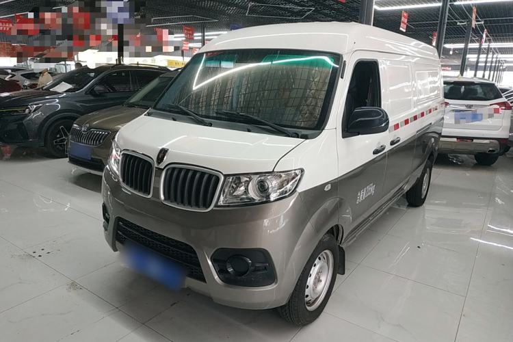 Used Jinbei New Hiace X30L 2024 Champion Edition Van 2/5 Seats Front-Mounted Air Conditioning