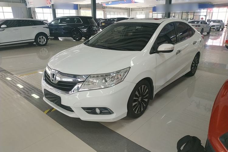 Used Honda Crider 2015 1.8L automatic luxury edition