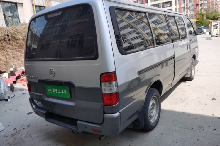 Used Golden Dragon Hiace 2010 2.0L Long-Wheelbase Gasoline Premium Version V20
