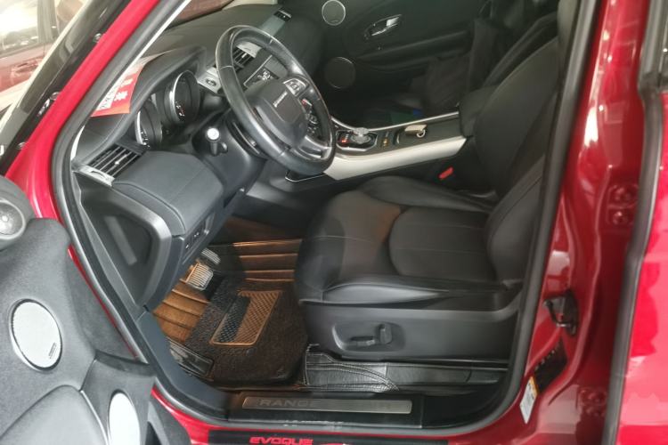 Used Land Rover Range Evoque 2016 2.0T SE Smart Glow Edition Left Front Seat