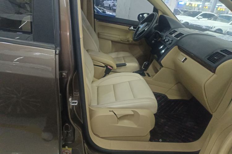 Used Volkswagen Touran 2013 1.4T DSG Comfort Edition 5-Seater
