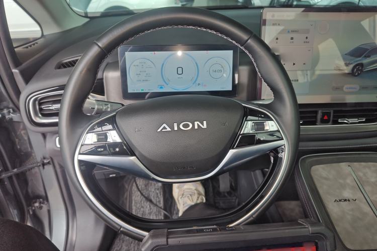 Used AION V 2024 Plus 70 Star Edition Lithium Iron Phosphate
