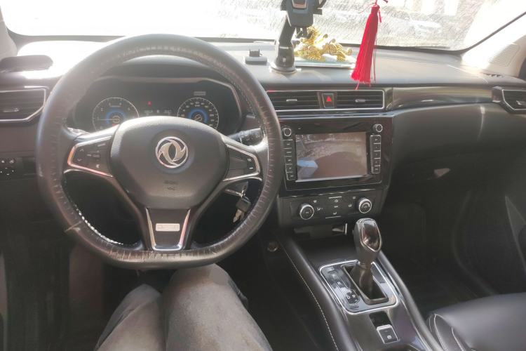 Used Dongfeng Fengon 580 2017 1.5T CVT Comfort Model
