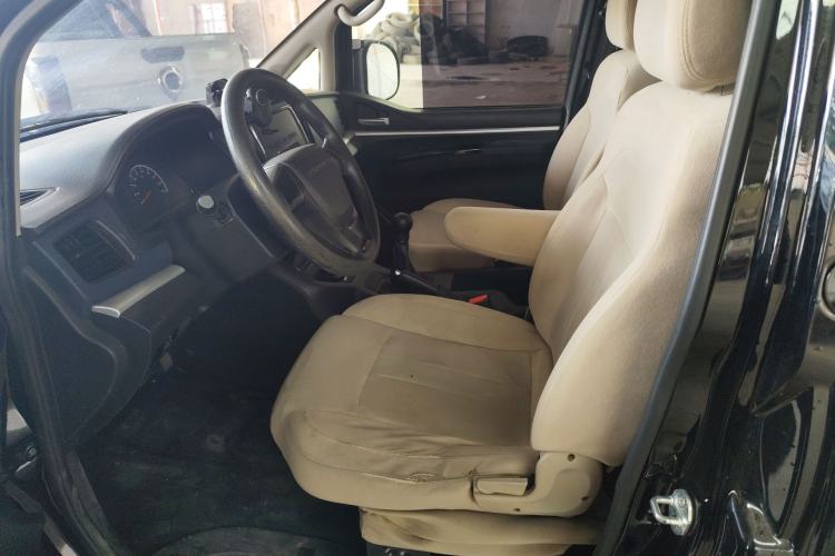 Used FORTHING Lingzhi 2023 M5 1.6L Practical Model 5 Seats
