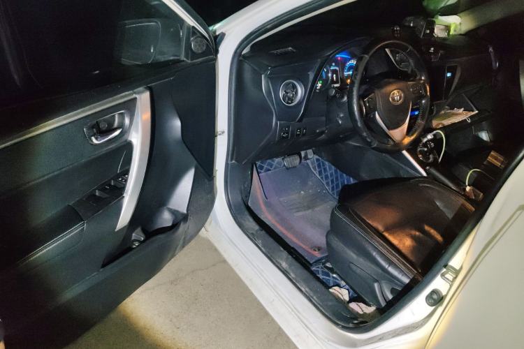 Used Toyota Corolla 2017 Revised Dual-Engine 1.8L E-CVT Elite Edition