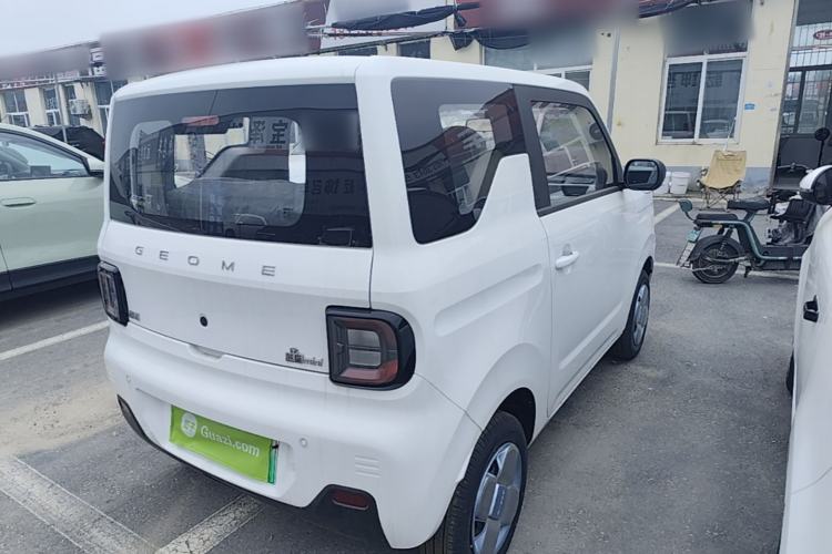 Used Geely Galaxy Panda 2024 Panda Mini 200km Endurance Bear
