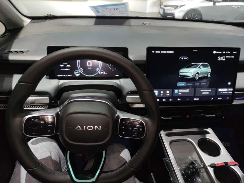 Used AION Y 2023 Plus 510 Smart Edition — 9