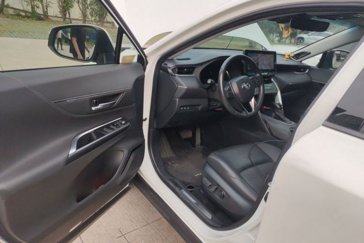 Used Toyota Venza 2023 2.5L Smart Electric Hybrid Dual-Drive Prestige Version Driver Seat