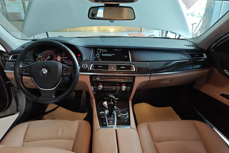 Used BMW 7 Series 2013 730Li Leading Model