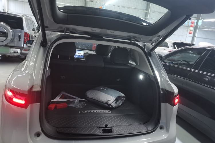 Used Leapmotor B10 2025 510 Joyful Edition
