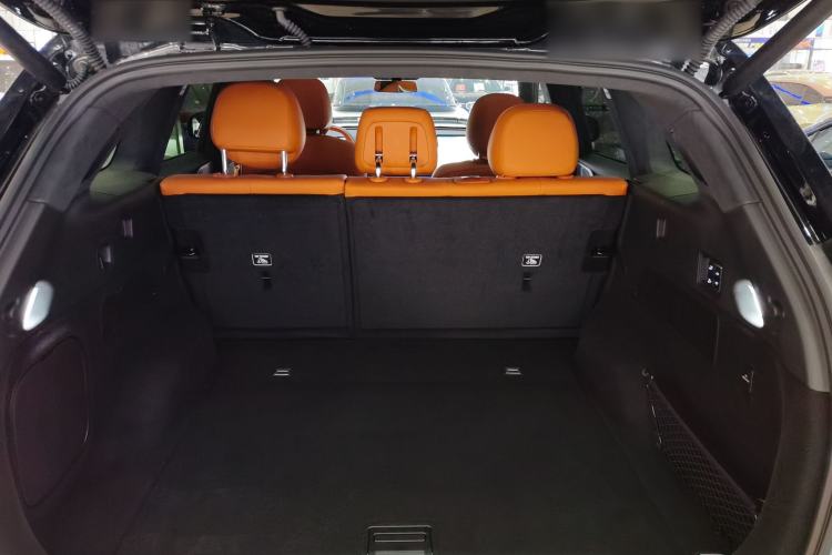 Used XPeng G9 2025 625 Long-Range Max Trunk