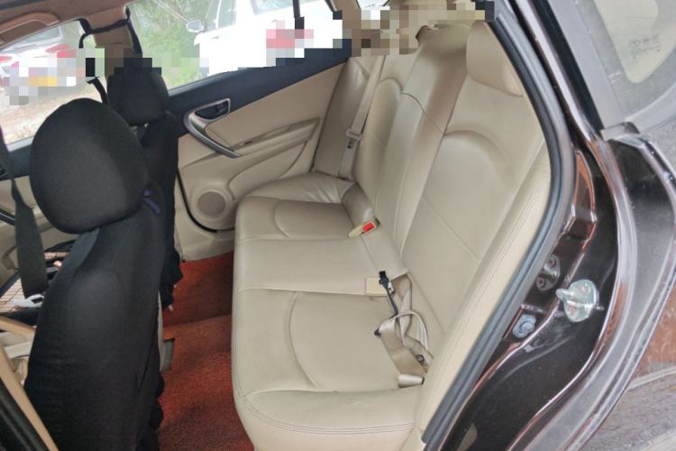 Used Soueast V5 Lingzhi 2012 1.5L Manual Standard Edition Left Rear Seat