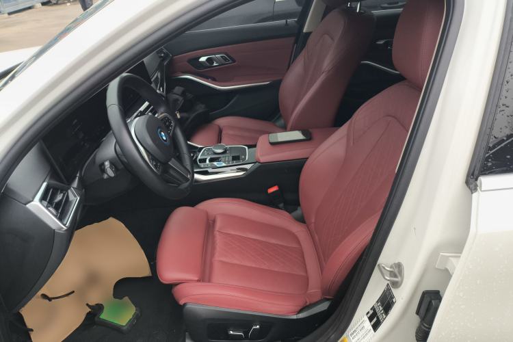 Used BMW i3 2024 eDrive 35 L Left Front Seat