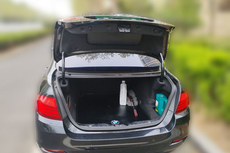 Used BMW 5 Series 2014 520Li Elegant Model