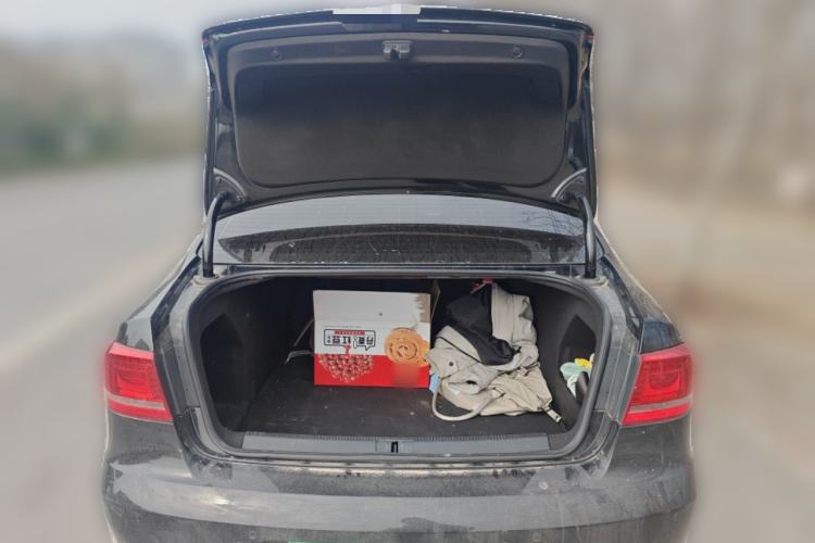 Used Volkswagen Magotan 2016 1.8TSI Smart Comfort Model Trunk