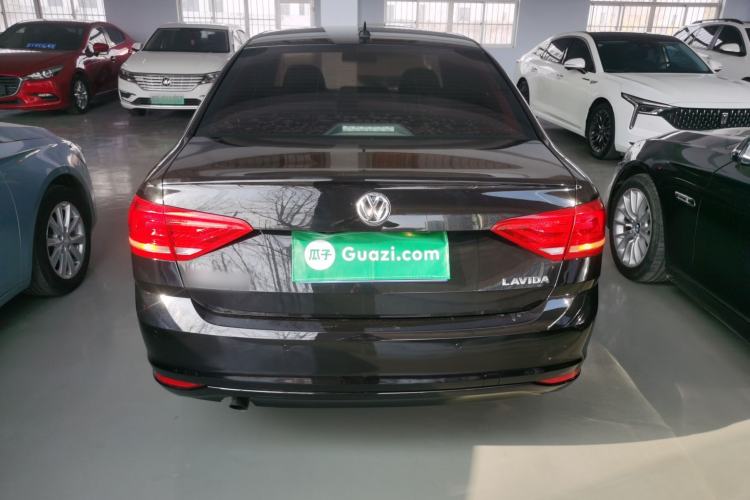 Used Volkswagen Lavida 2017 1.6L Automatic Fashion Edition Rear