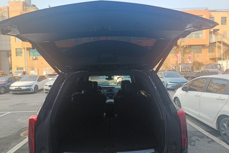 Used Cadillac XT6 2021 28T Six-Seater Fashion Edition Trunk