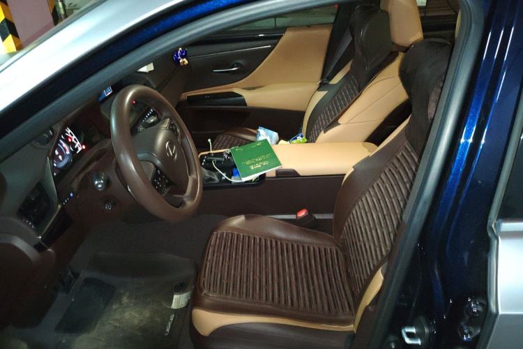 Used Lexus ES 2021 200 Excellence Edition