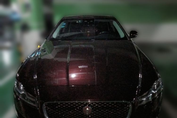 Used Jaguar XFL 2018 XFL 2.0T 250 PS Premium Edition
